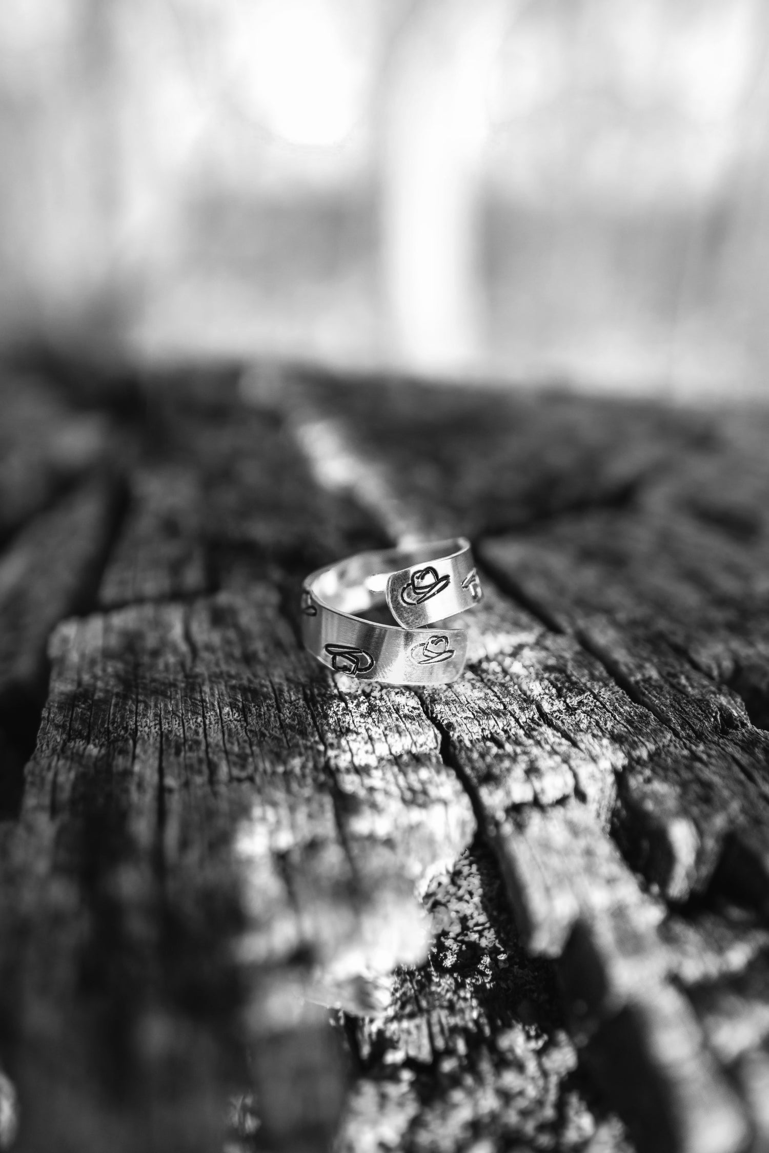 NON - AUTHENTIC JEWELRY