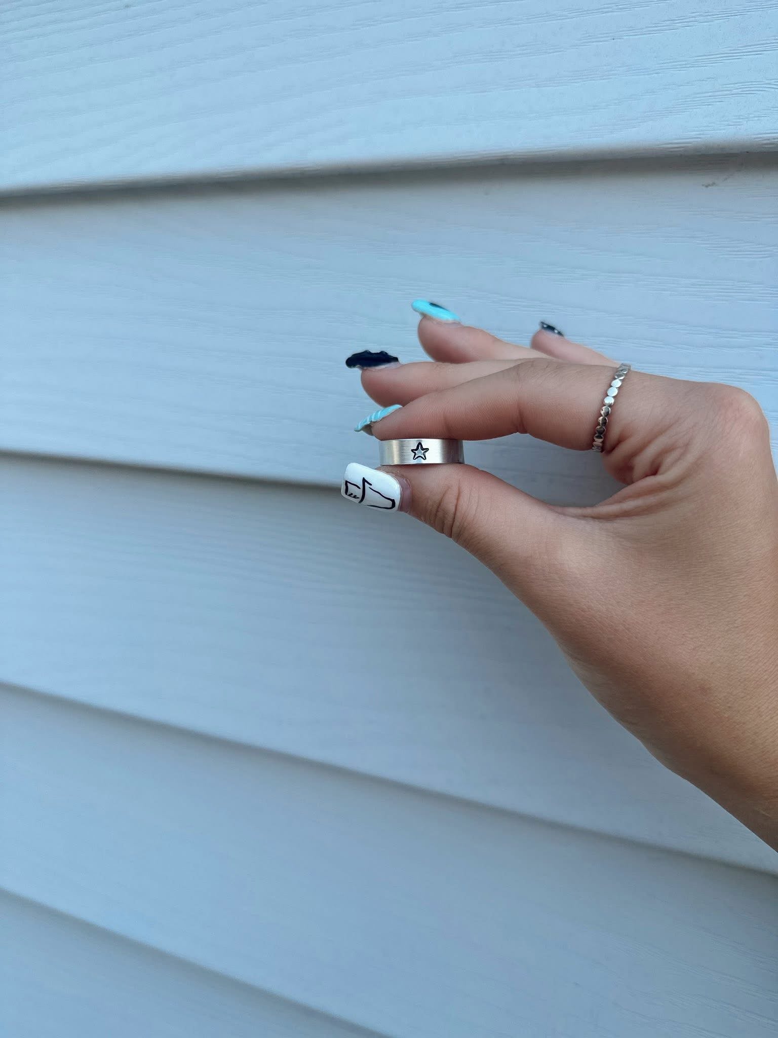 The Simple Star Ring