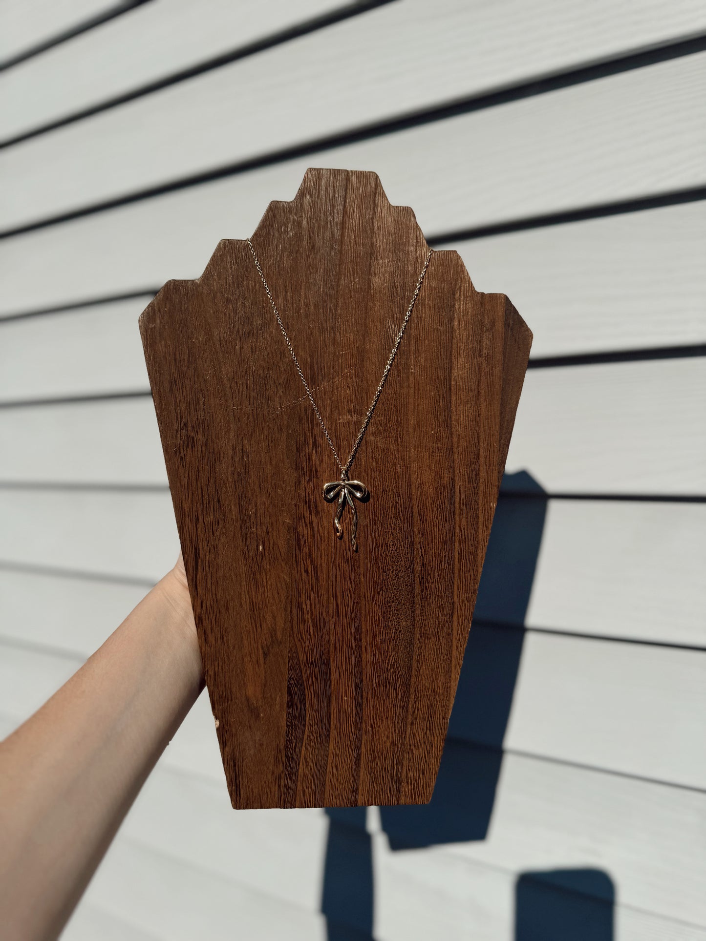 The Gold Bow Necklace