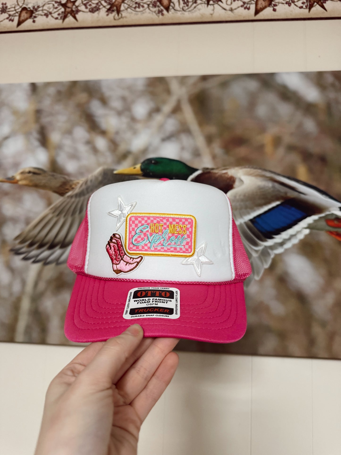 Hot mess express pink hat